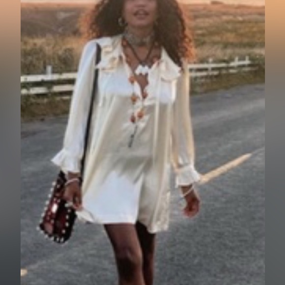 Doen Silk Satin Dress, size XS but Fits Small - Picture 3 of 4